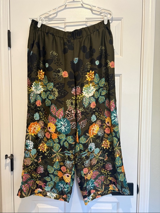 LOFT Pants - LOFT Black Elastic Waist Silk Pants Teal & Yellow Accent. Sz  Large Tall (LT)